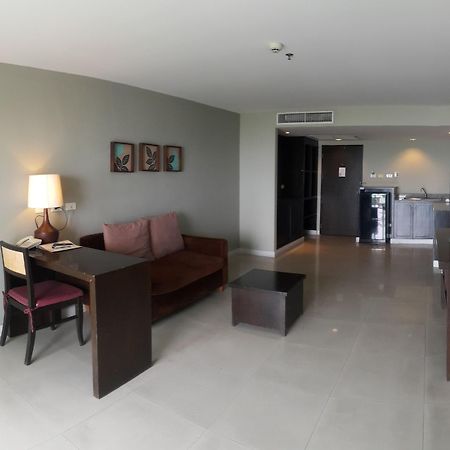 Summer Spring Hotel Pattaya Εξωτερικό φωτογραφία