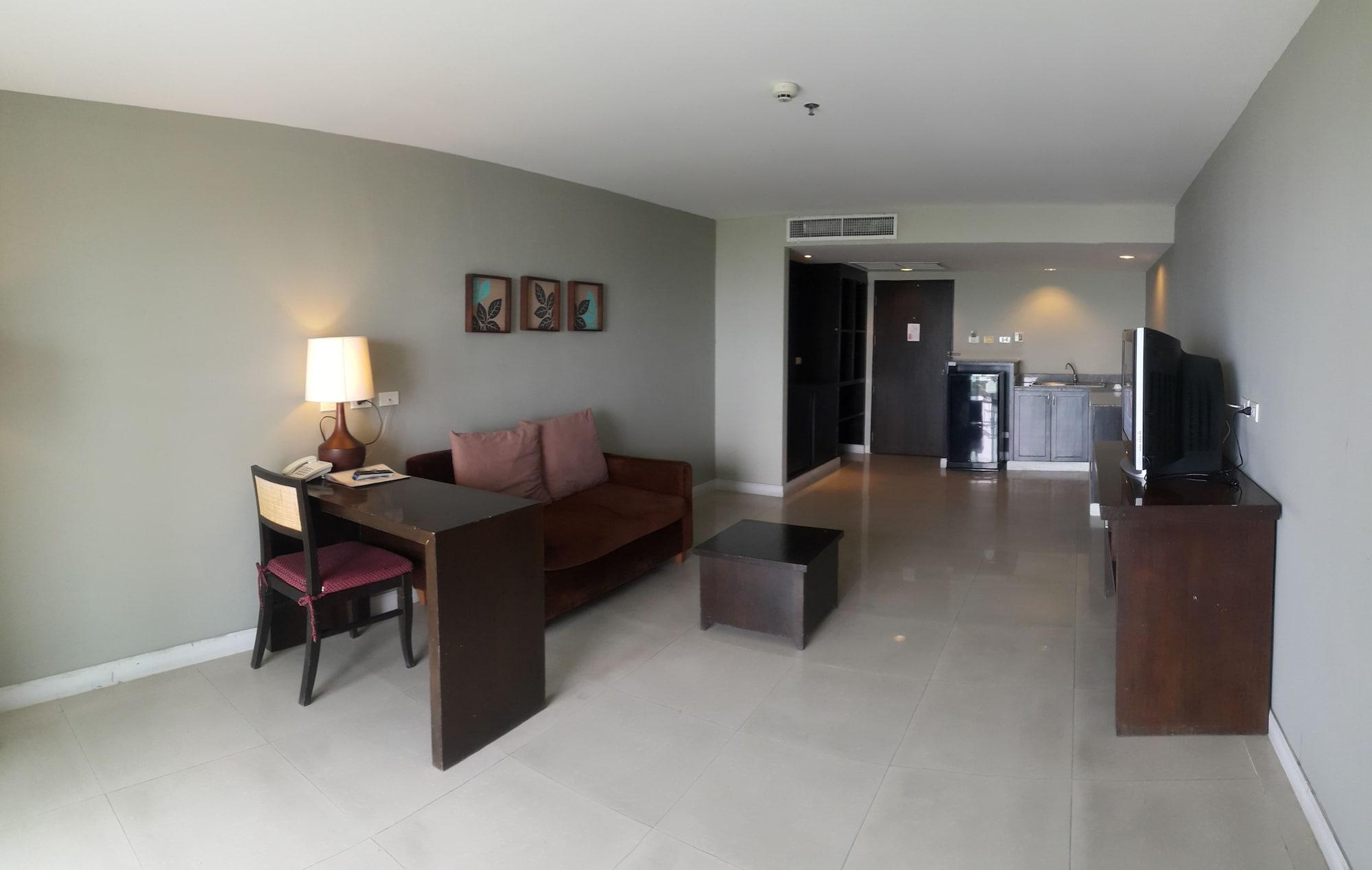 Summer Spring Hotel Pattaya Εξωτερικό φωτογραφία